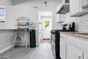 510 Burnham Rd, Elizabeth, NJ 07202 - Photo 23