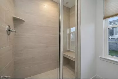 21 Astoria Pl, East Hanover Township, NJ 07936 - Photo 11
