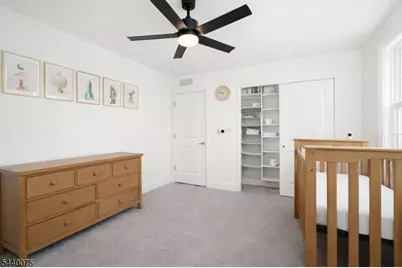 21 Astoria Pl, East Hanover Township, NJ 07936 - Photo 7