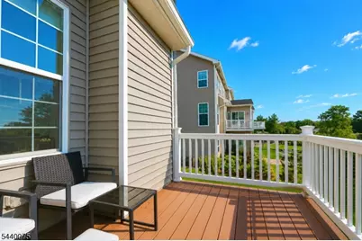 21 Astoria Pl, East Hanover Township, NJ 07936 - Photo 21