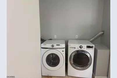 105 N Munn Ave, East Orange, NJ 07017 - Photo 7