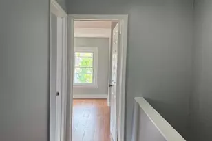 105 N Munn Ave, East Orange, NJ 07017 - Photo 9