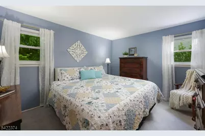 45 Fieldstone Dr, Somerville, NJ 08876 - Photo 15