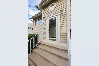 45 Fieldstone Dr, Somerville, NJ 08876 - Photo 21