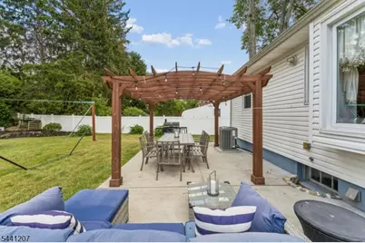 336 Darby Ln, Mountainside, NJ 07092 - Photo 31