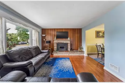 336 Darby Ln, Mountainside, NJ 07092 - Photo 7