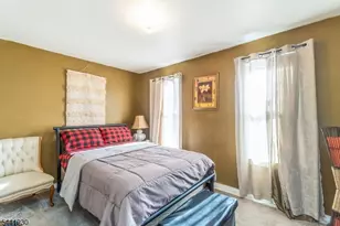 19 Railroad Ave, Phillipsburg, NJ 08865 - Photo 11