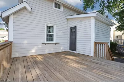 49 S Franklin Ave, Bergenfield, NJ 07621 - Photo 37