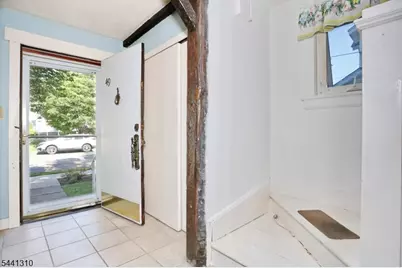 49 S Franklin Ave, Bergenfield, NJ 07621 - Photo 3