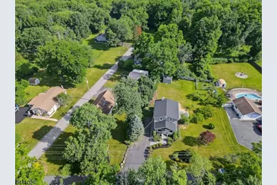 32 Bellows Ln, Montville Township, NJ 07082 - Photo 43