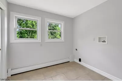 32 Bellows Ln, Montville Township, NJ 07082 - Photo 19