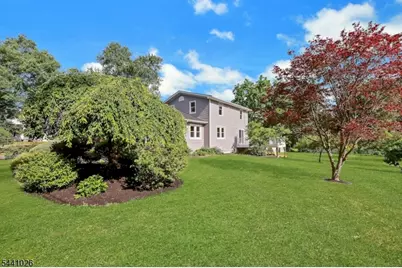 32 Bellows Ln, Montville Township, NJ 07082 - Photo 33