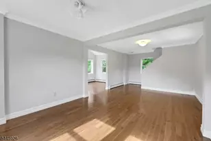 32 Bellows Ln, Montville Township, NJ 07082 - Photo 9
