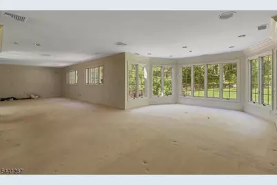 225 Sunlit Drive, Warren Township, NJ 07059 - Photo 11