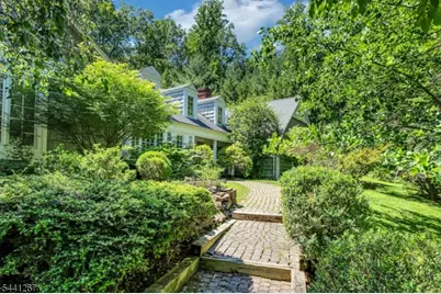 225 Sunlit Drive, Warren Township, NJ 07059 - Photo 27