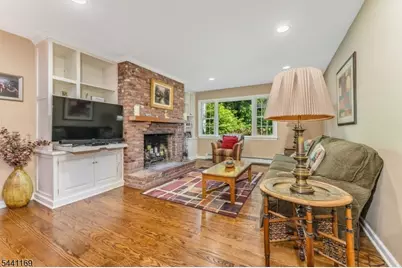 7 Farview Dr, Clinton Township, NJ 08801 - Photo 27