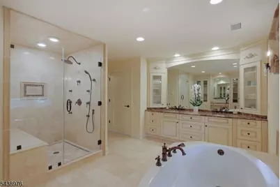 2 Estelle Pl, Cranford Township, NJ 07016 - Photo 29
