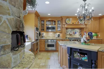 2 Estelle Pl, Cranford Township, NJ 07016 - Photo 19