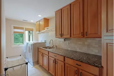 2 Estelle Pl, Cranford Township, NJ 07016 - Photo 35