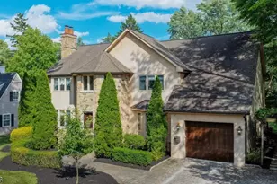 2 Estelle Pl, Cranford Township, NJ 07016 - Photo 5