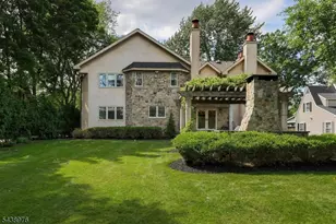 2 Estelle Pl, Cranford Township, NJ 07016 - Photo 43