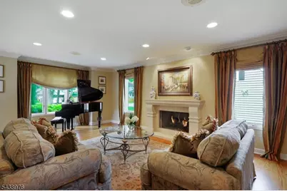 2 Estelle Pl, Cranford Township, NJ 07016 - Photo 9