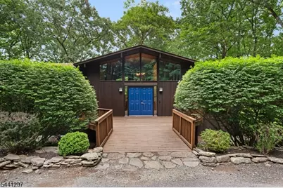 6 Farm Rd, Chester, NJ 07930 - Photo 9