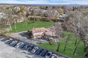 1 Blueberry Bend, West Orange Township, NJ 07052 - Photo 3