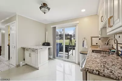 822 Pompton Ave #2, Cedar Grove, NJ 07009 - Photo 11