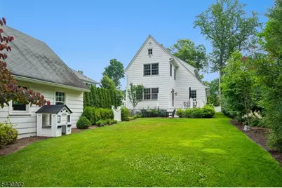 27 Pine Grove Ave, Summit, NJ 07901 - Photo 31