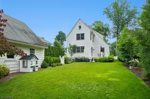 27 Pine Grove Ave, Summit, NJ 07901 - Photo 31