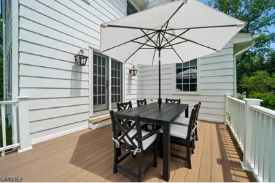 27 Pine Grove Ave, Summit, NJ 07901 - Photo 29