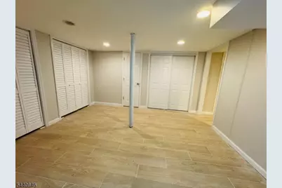 44 Greenwood Dr, Millburn, NJ 07041 - Photo 17
