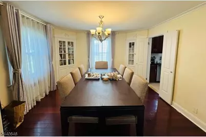 44 Greenwood Dr, Millburn, NJ 07041 - Photo 3