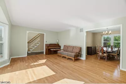 102 Robin Way, Readington, NJ 08853 - Photo 7