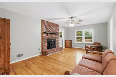 102 Robin Way, Readington, NJ 08853 - Photo 15