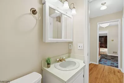 102 Robin Way, Readington, NJ 08853 - Photo 19
