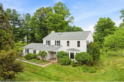 102 Robin Way, Readington, NJ 08853 - Photo 3