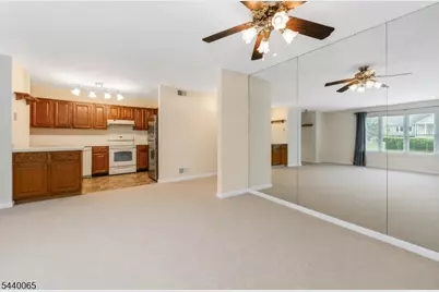 25 Augusta Dr, Clinton Township, NJ 08801 - Photo 9