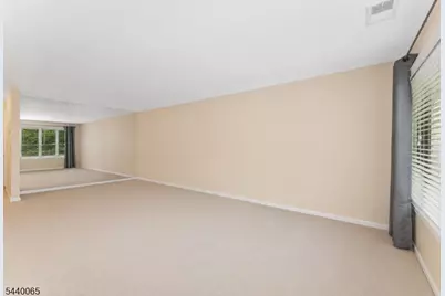 25 Augusta Dr, Clinton Township, NJ 08801 - Photo 7
