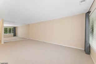 25 Augusta Dr, Clinton Township, NJ 08801 - Photo 7