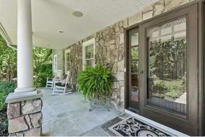 4 Holmehill Ln, Roseland, NJ 07068 - Photo 3