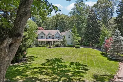 4 Holmehill Ln, Roseland, NJ 07068 - Photo 49