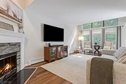 32 Flintlock Ter, Rockaway Township, NJ 07866 - Photo 5
