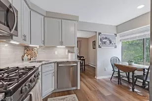 32 Flintlock Terrace, Rockaway Township, NJ 07866 - Photo 9
