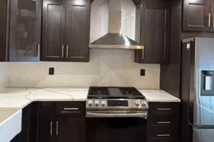 1104 Woodbridge Commons Way, Woodbridge Township, NJ 08830 - Photo 5