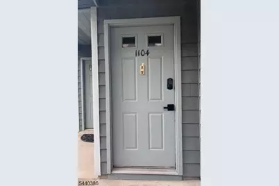 1104 Woodbridge Commons Way #1104, Woodbridge Township, NJ 08830 - Photo 3