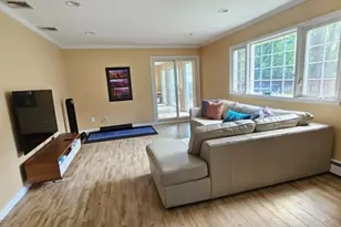 2 Vermont Ct, Parsippany, NJ 07034 - Photo 7
