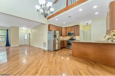 76 Samson Dr, Raritan Township, NJ 08822 - Photo 9