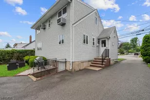 101 Maple Hill Rd, Clifton, NJ 07013 - Photo 31